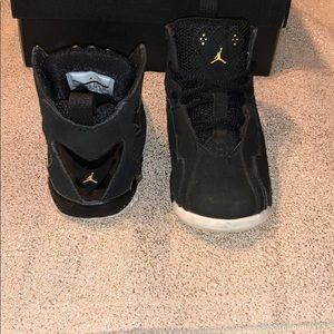 Jordan true flight BT KIDS 7c